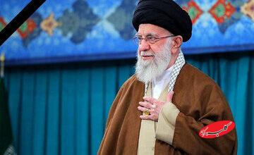 آخرین حضور رهبر شهید انقلاب اسلامی در حرم بنیان گذار انقلاب اسلامی + تصاویر