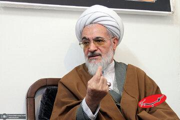 آیت الله بیات زنجانی: این صهیونیستها از نسل همان کسانی هستند که قبلا خودشان مشمول لطف ایرانیان بودهاند/ ایرانیان اسارت یهودیان در بابل را خاتمه دادند