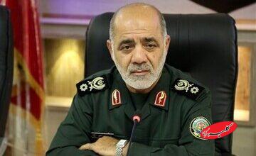 عکسی دیده نشده از فرمانده قرارگاه خاتمالانبیا در کنار رهبر شهید انقلاب