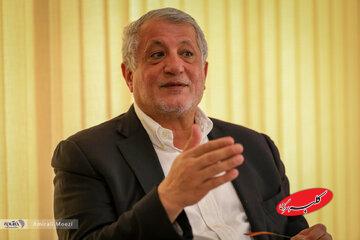 محسن هاشمی: نگذاریم فقر بیشتری حاکم شود/ کاری کنیم که گاو خشمگین در دو این سال صدمه کمتری به ما بزند/ حتی دلواپسان هم دیگر با اصل مذاکره مخالف نیستند
