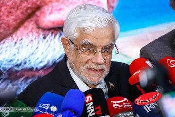 عارف: انشاءالله مذاکرات به نتیجه میرسد؛ ما وارد یک فضای جدید میشویم/ تنگه هرمز متعلق به ایران است/ بهسادگی نباید از تنگه عبور کرد