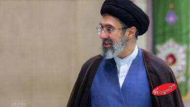 رهبر انقلاب