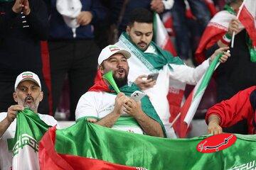 عکس | تصویر رهبر شهید انقلاب روی لباس هواداران ایران در آمریکا
