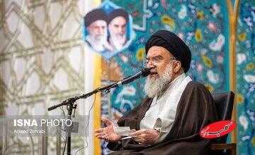 پیام احمد خاتمی برای مذاکره کنندگان با آمریکا/ ترامپ و نتانیاهو سر و ته یک کرباس هستند؛ ترامپ نامرد میگوید که من با زدن ضاحیه لبنان مخالف بودم!