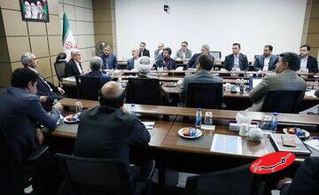 قدردانی عارف از قالیباف به خاطر عملکرد در مذاکرات با آمریکا/ پیروزی ایران مرهون رهبری آیتالله مجتبی خامنهای است