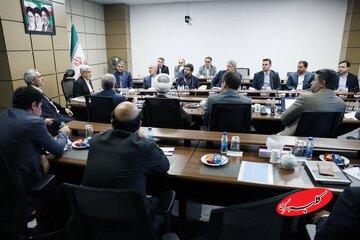 قدردانی عارف از قالیباف به خاطر عملکرد در مذاکرات با آمریکا/ پیروزی ایران مرهون رهبری آیتالله مجتبی خامنهای است