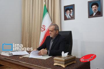 با برداشت غلط از پیام رهبری، به رئیس جمهور حمله می کنند