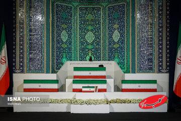 وداع ملت با رهبر/ بُهت و بغض مسئولان مراسم تشییع رهبر شهید + جدول