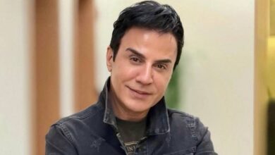 عموپورنگ به سوگ مادرش نشست+ عکس