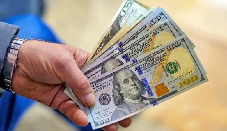 طرح بانک مرکزی برای جذب دلارهای خانگی/ مردم چقدر استقبال میکنند؟