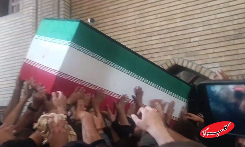 پیکر رهبر شهید
