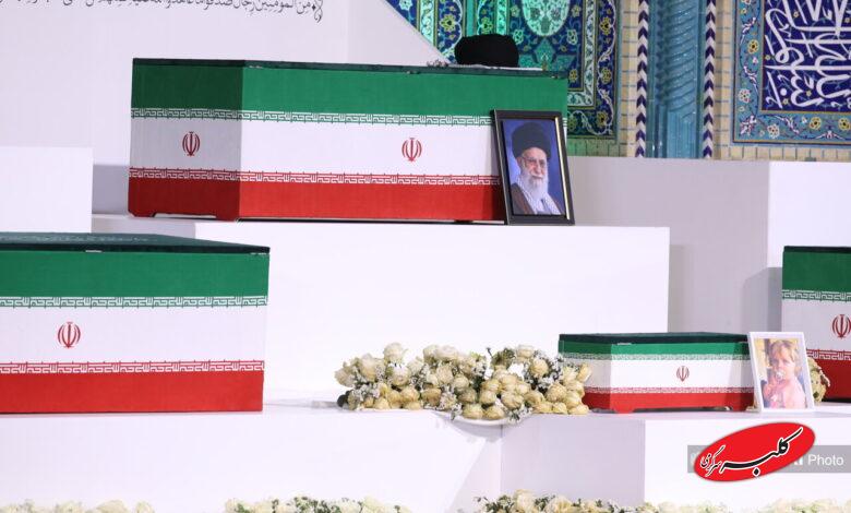 مراسم ادای احترام سران قوا و هیئت های رسمی کشورهای جهان بر پیکر رهبر شهید و خانواده شهید ایشان