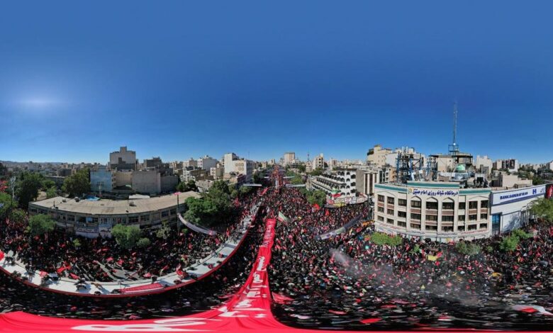 تشییع رهبر شهید در مشهد