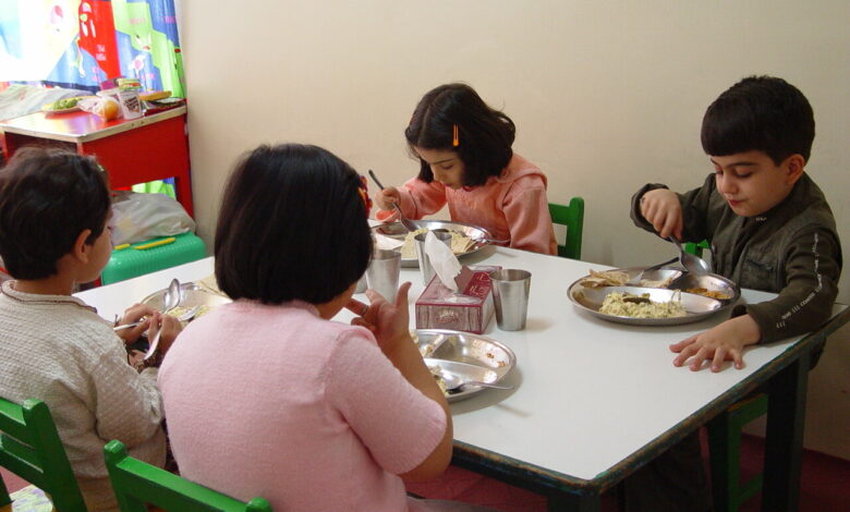 تغذیه کودک