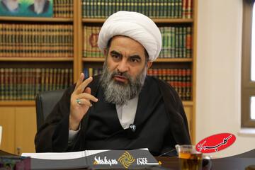 عضو جامعه مدرسین حوزه علمیه قم: خونخواهی امام شهید حق مردم است/ امیدواریم هر چه زودتر این خونخواهی واقعی شود