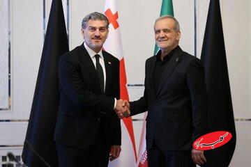 پزشکیان: تصور کرده بودند با حذف رهبر انقلاب، ایران فرو میپاشد/ ایران مقابل هیچ قلدری سر خم نمی کند