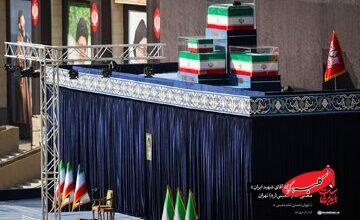 آغاز رسمی مراسم وداع با رهبر شهید/ پیکر رهبر شهید و ۴ تن از اعضای خانواده میزبان مردم عزادار