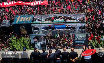 سردار نقدی و علیرضا زاکانی در مراسم تشییع پیکر رهبر شهید+ عکس