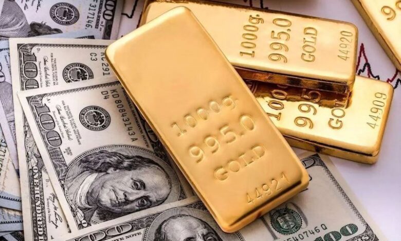 پیشبینی قیمت طلا و دلار برای فردا پنجشنبه ۱۵ مرداد ۱۴۰۵