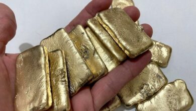 علت عقبنشینی امروز اونس طلا چیست؟ / آیا طلای داخل در مسیر اصلاح قرار میگیرد؟