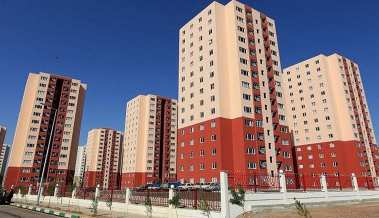 طلا و خودرو فروختند، خانه نگرفتند؛ کابوس ۲۰ ساله متقاضیان مسکن مهر