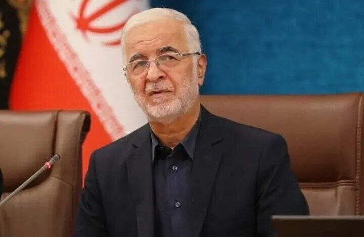 اسکندر مومنی، وزیر کشور
