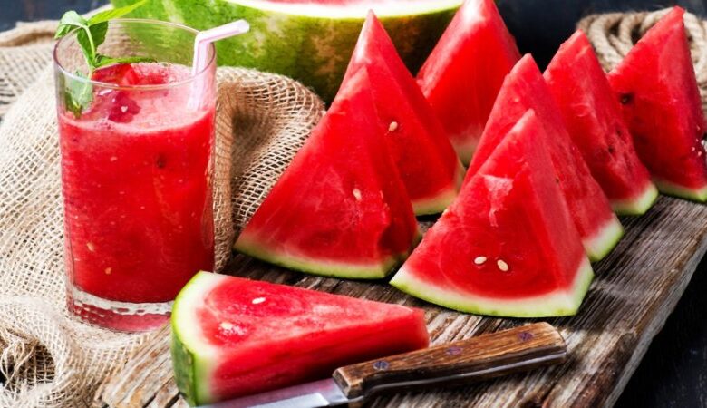 روش درست نگهداری هندوانه بریده در یخچال تا ۵ روز