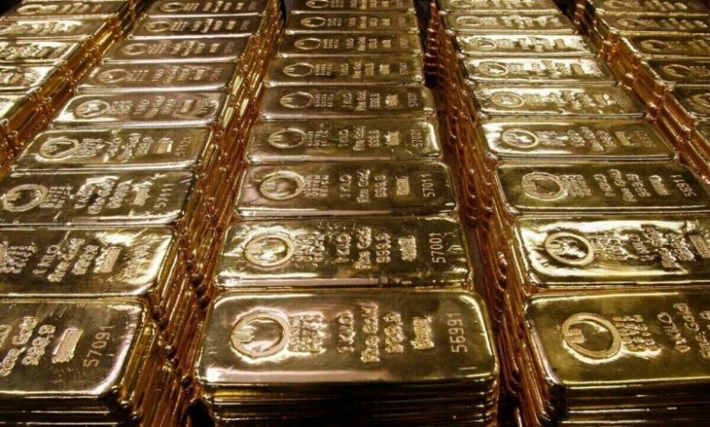 افت طلای جهانی زیر فشار دادههای اشتغال آمریکا