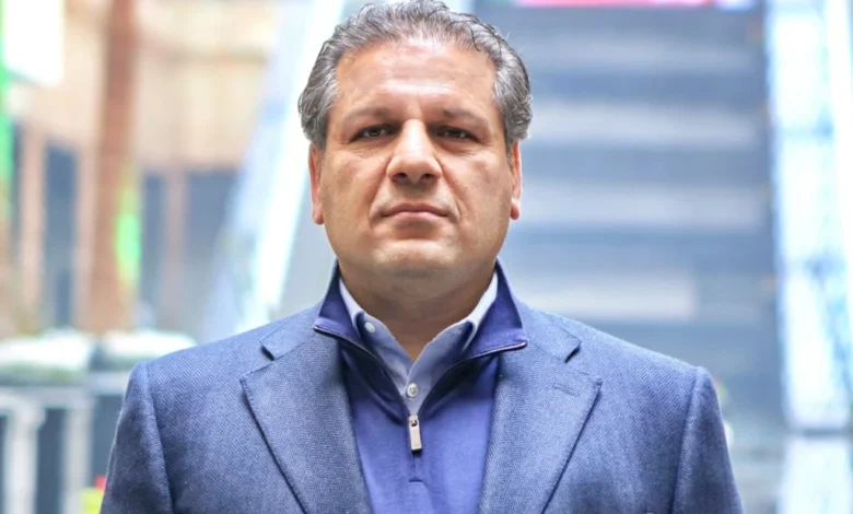 علی انصاری موسس بانک آینده